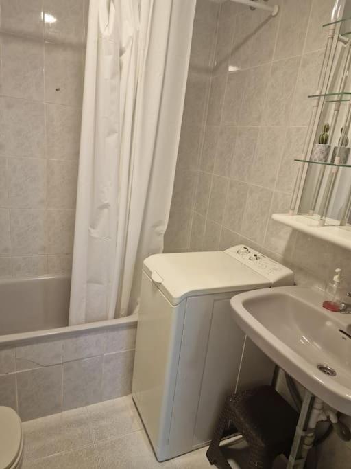 Studio Flat 150M Away From Beach Торевиеха Екстериор снимка