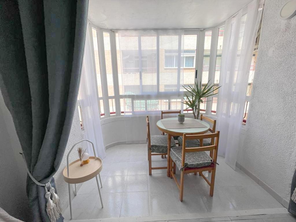 Studio Flat 150M Away From Beach Торевиеха Екстериор снимка