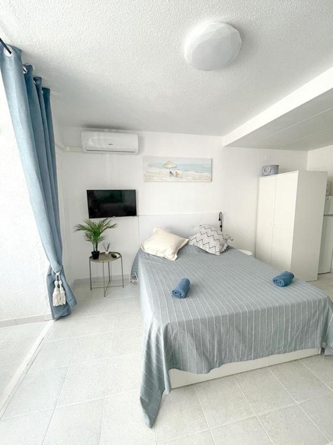 Studio Flat 150M Away From Beach Торевиеха Екстериор снимка